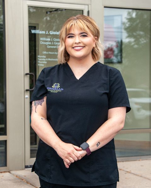 Bethany - Dental Assistant in Huber Heights, OH ❘ William J. Gioiello D.D.S. Inc.